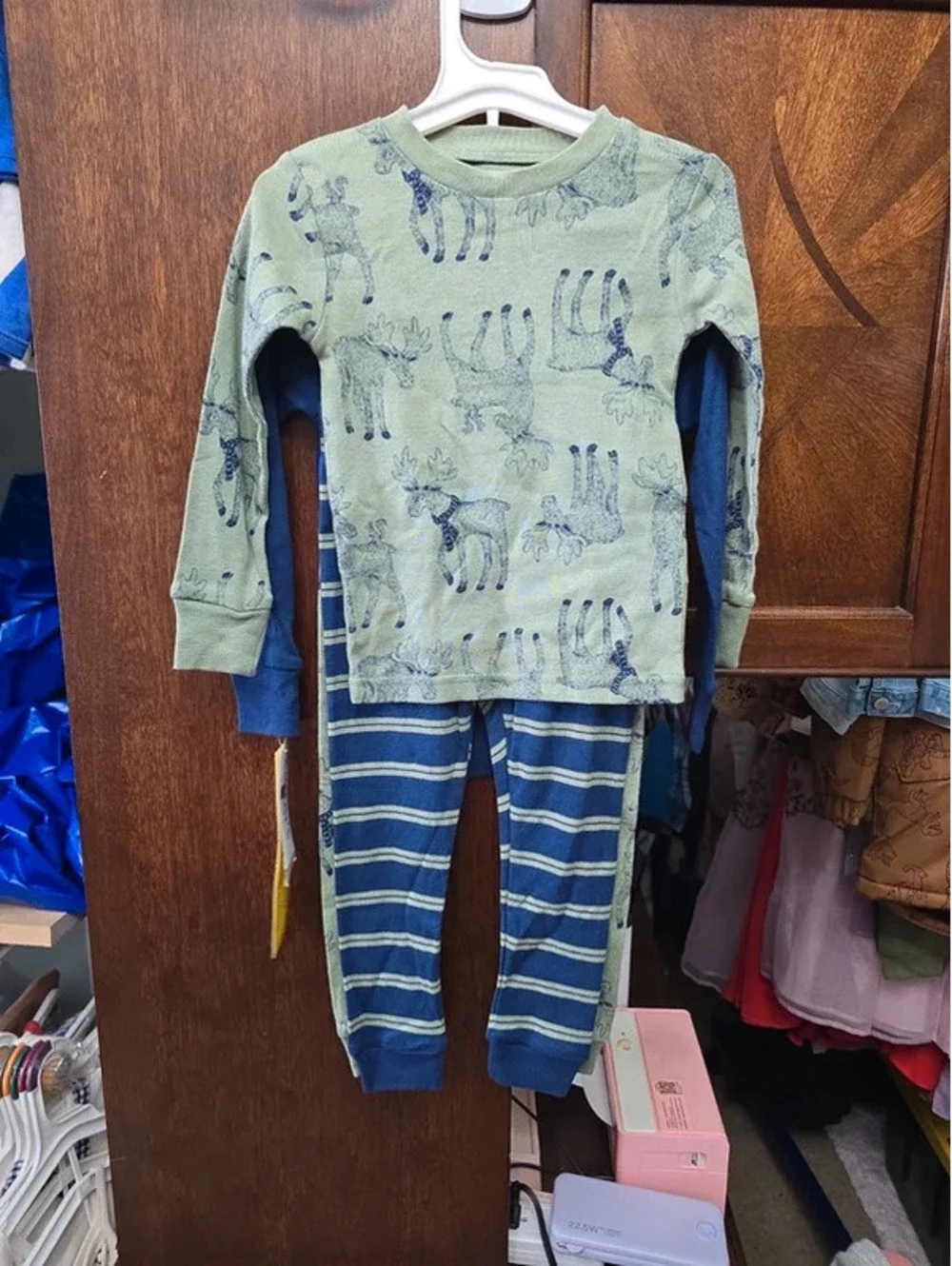 2t brand new pajamas from carter's item 79G7